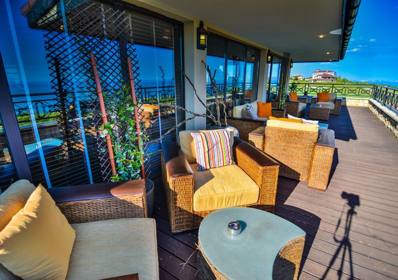 Club Residence At Blacksearama Golf Baltschik Exterior foto